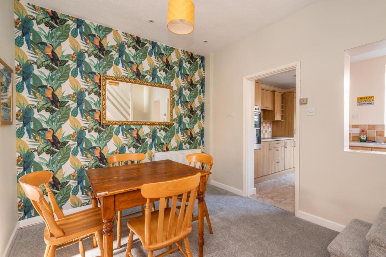 Cosy & Central Victorian House - Pass The Keys York Exterior photo